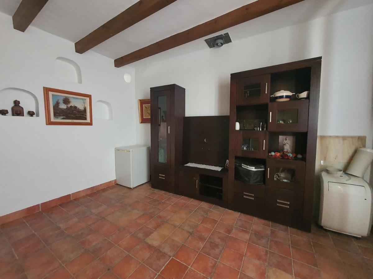 Villaluna Marchena Exteriör bild